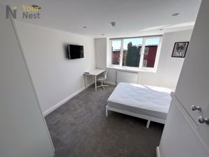 Photo 1- click for photo gallery